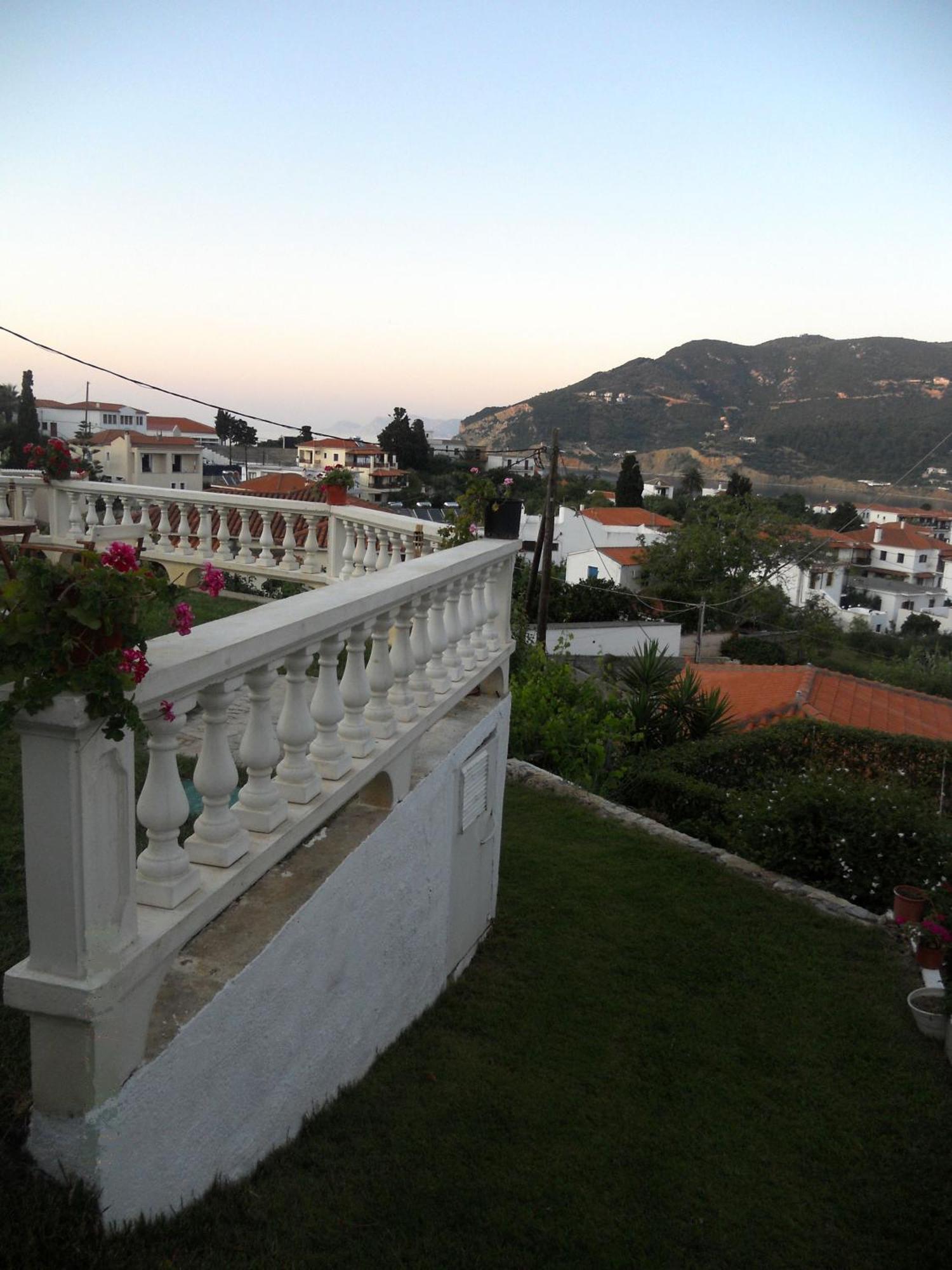 Albatros Hotel Skopelos Eksteriør billede